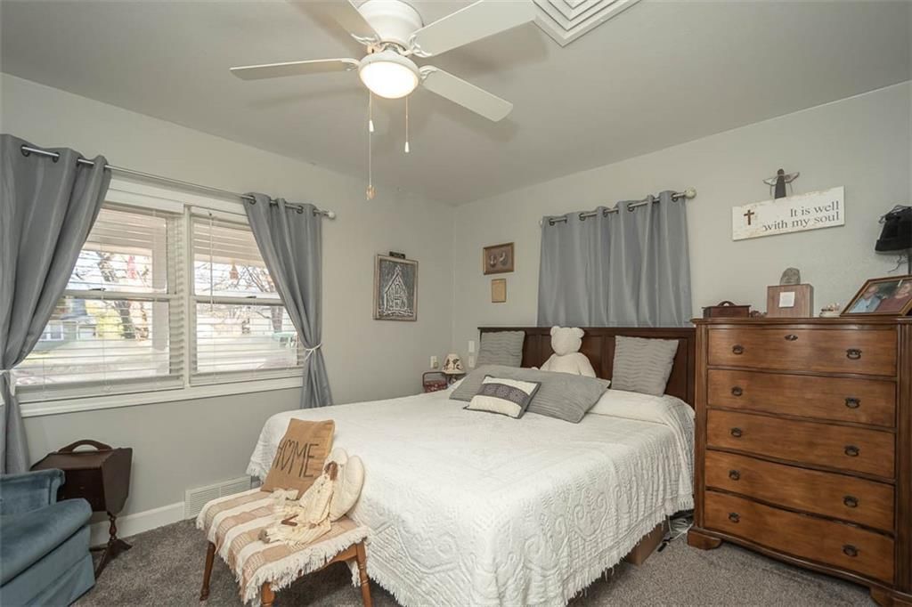 1240 S Cedar Street — photo 12