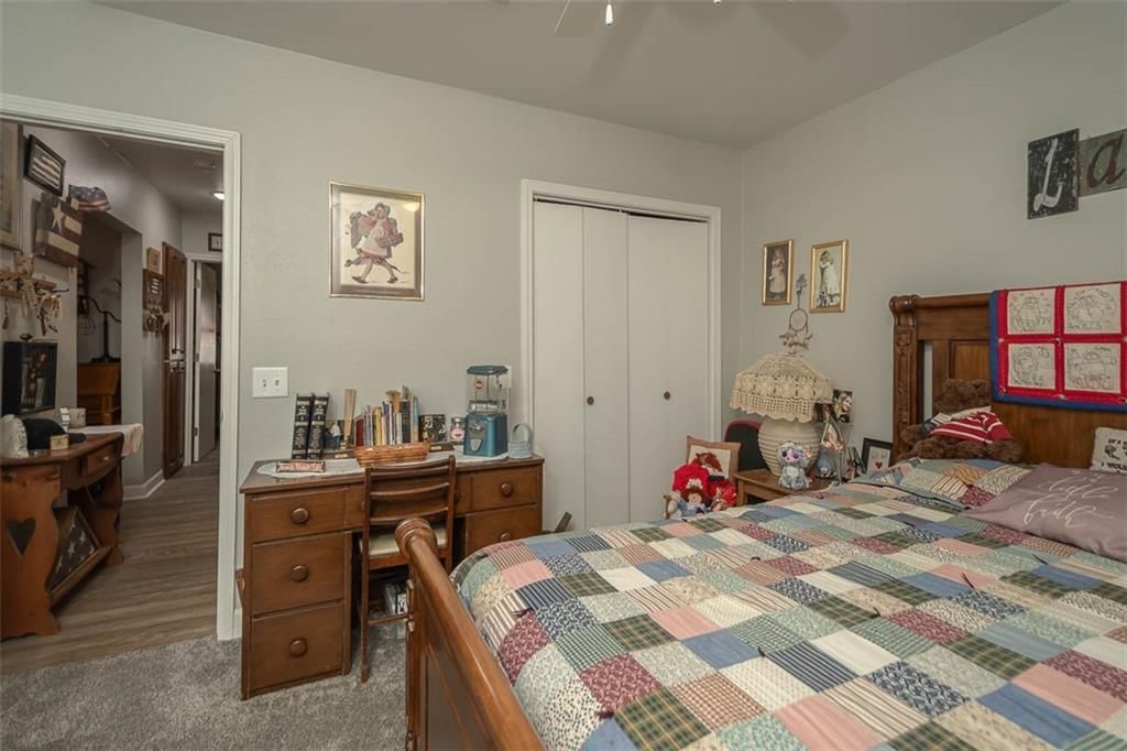 1240 S Cedar Street — photo 15