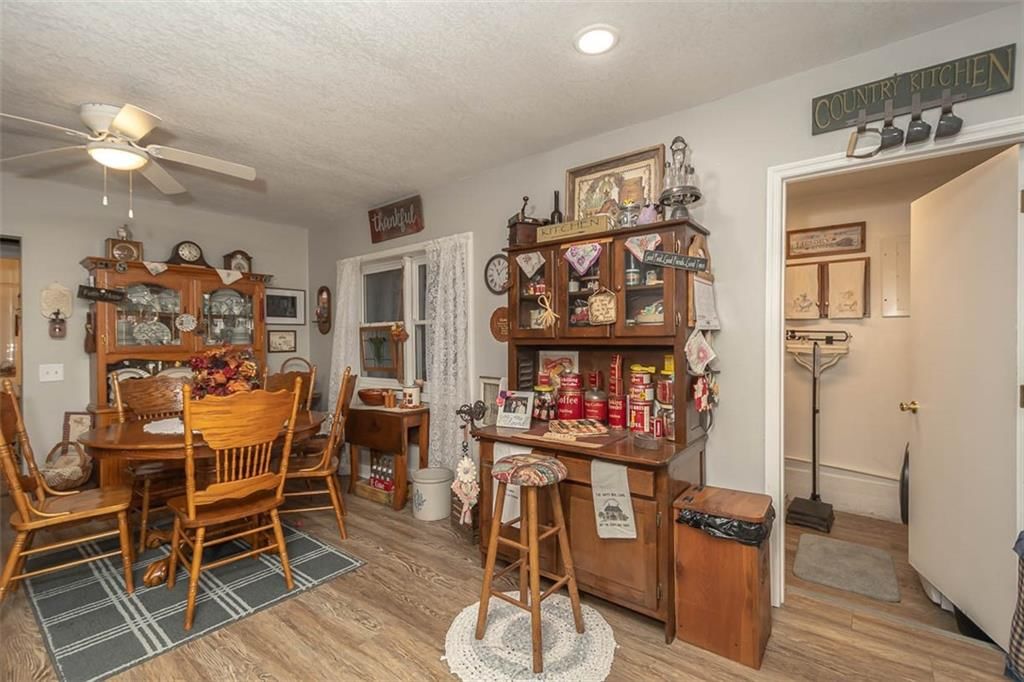 1240 S Cedar Street — photo 10