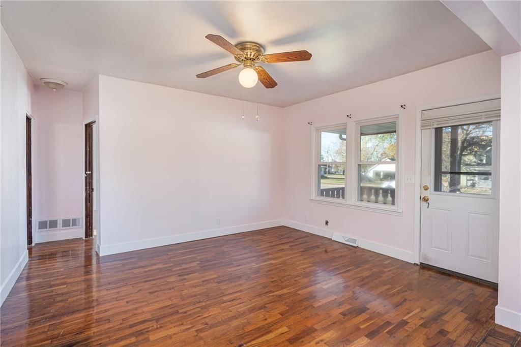 413 Elm Street — photo 11