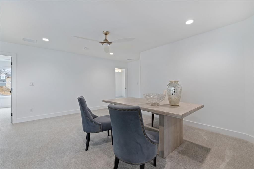 7110 Gillette Street — photo 24