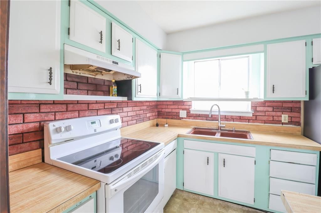 1222 S McHenry Street — photo 2