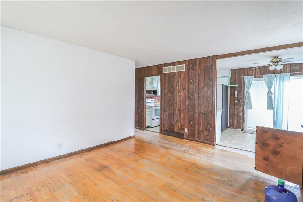 1222 S McHenry Street — photo 3