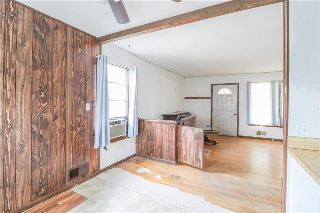 1222 S McHenry Street — photo 6