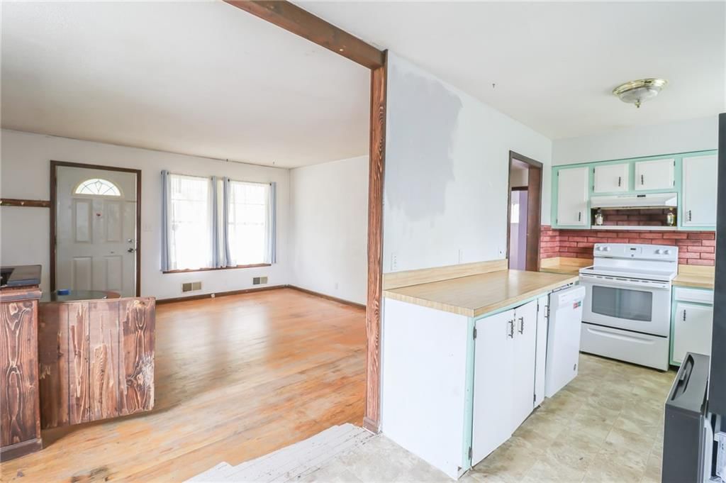 1222 S McHenry Street — photo 10