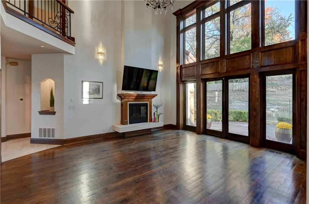 4943 Ward Parkway — photo 13
