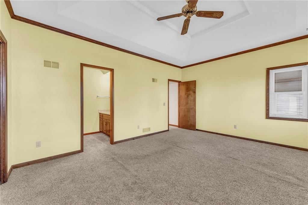 10714 W 116th Street — photo 19