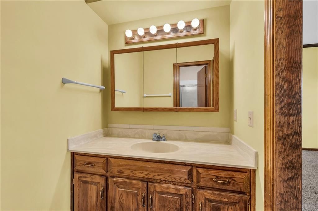 10714 W 116th Street — photo 20