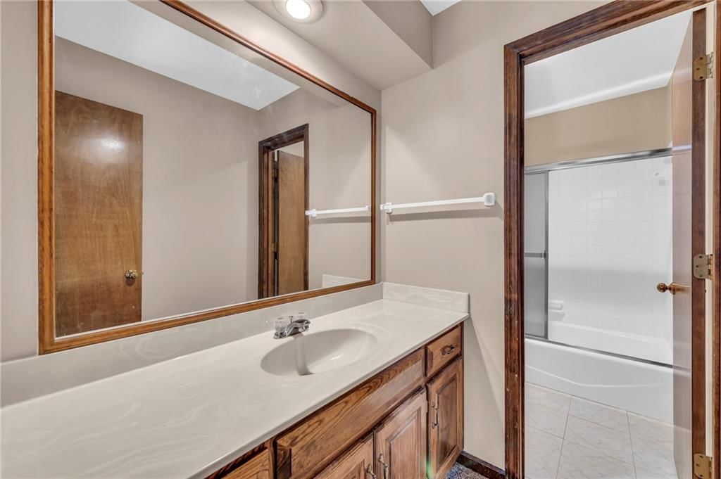 10714 W 116th Street — photo 24