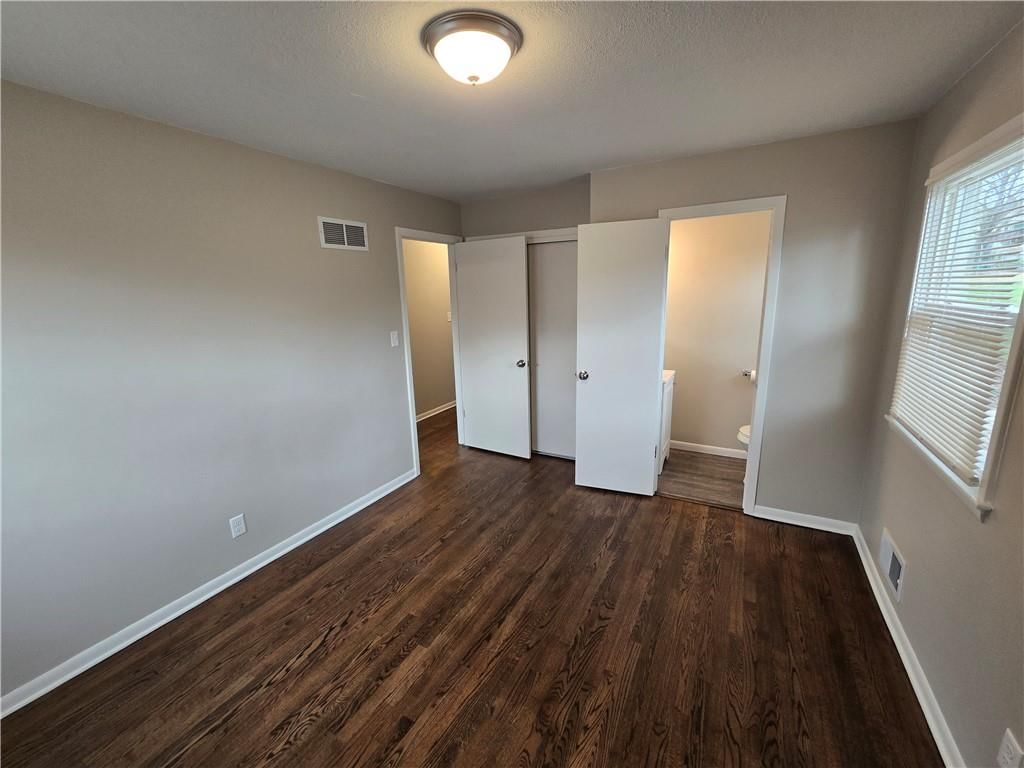 13413 Winchester Avenue — photo 12