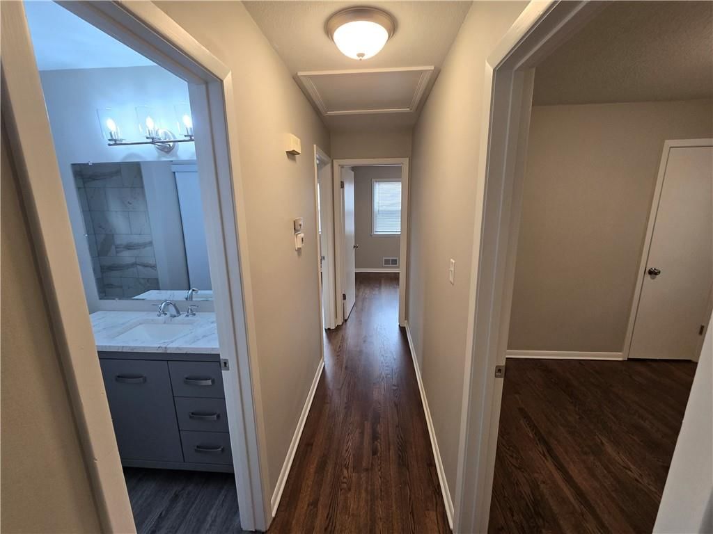 13413 Winchester Avenue — photo 14