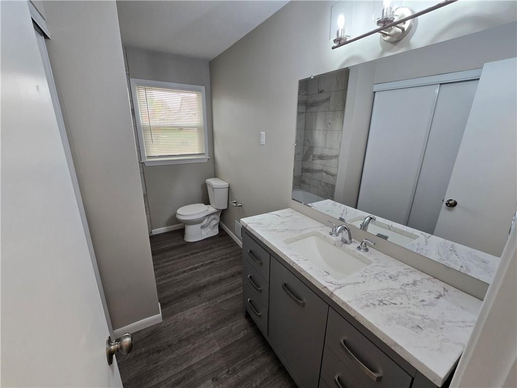 13413 Winchester Avenue — photo 18