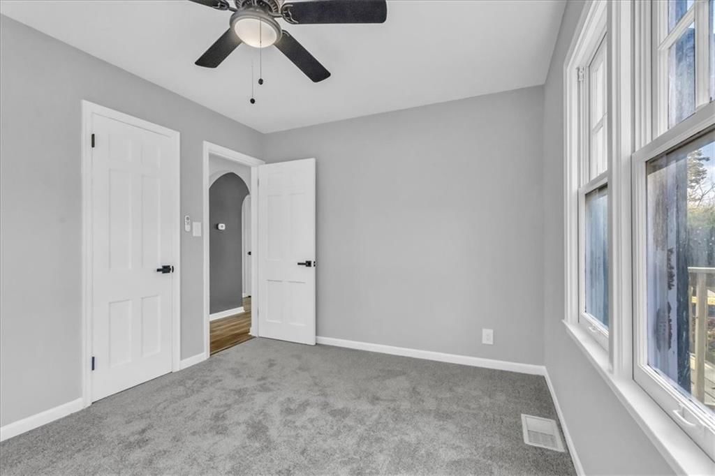 4034 Silver Avenue — photo 11