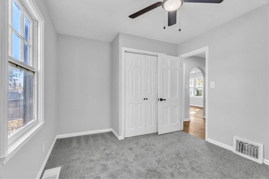 4034 Silver Avenue — photo 12