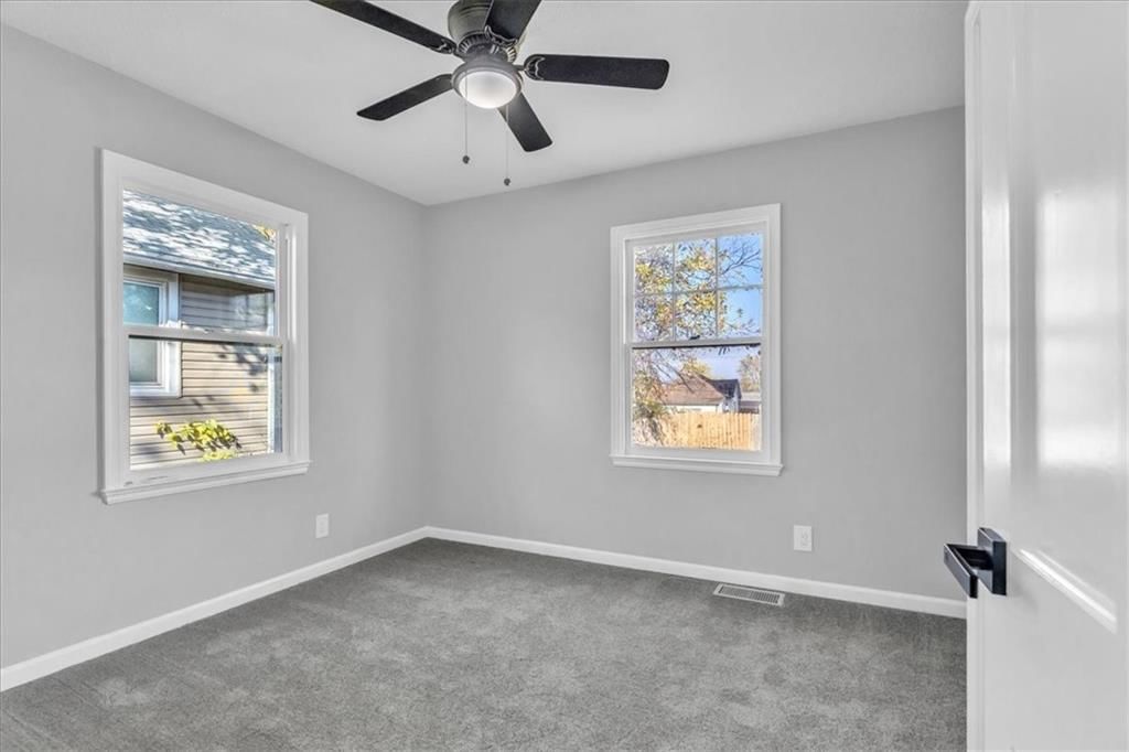 4034 Silver Avenue — photo 8
