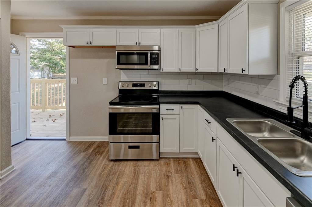 700 N Shaw Street — photo 18