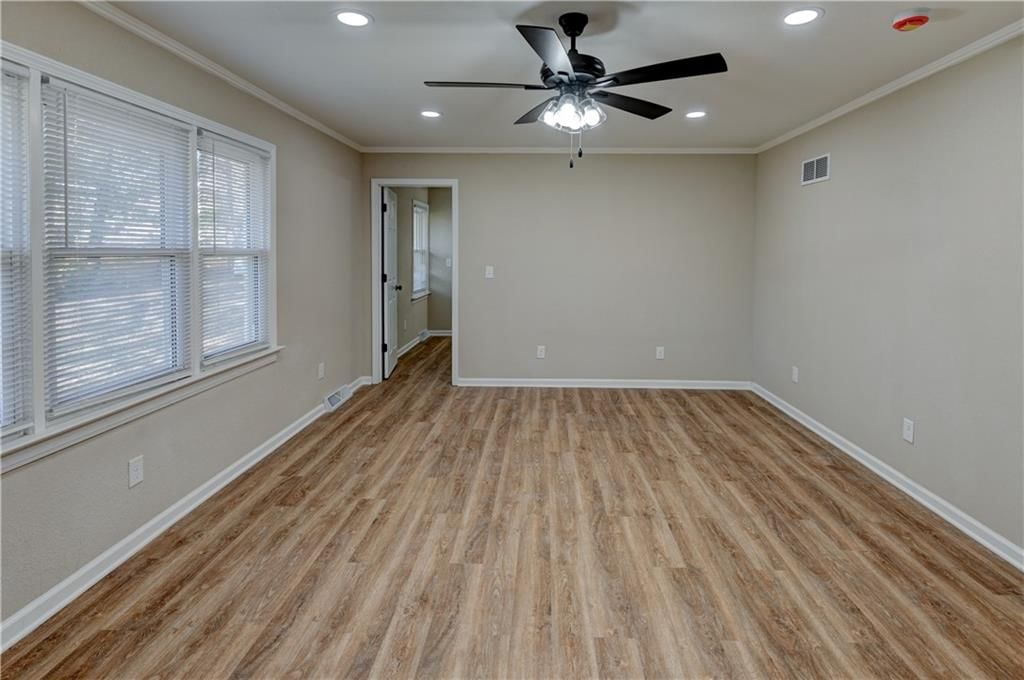 700 N Shaw Street — photo 21