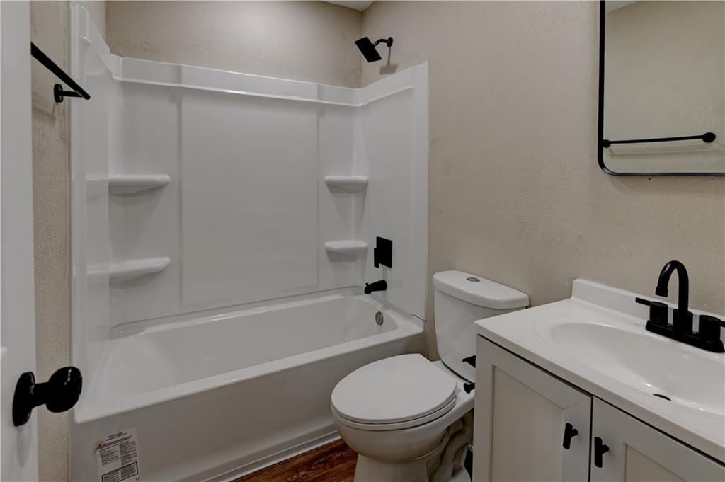 700 N Shaw Street — photo 25