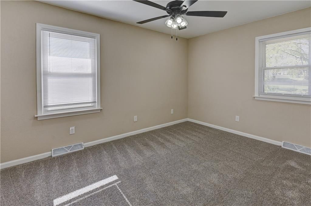 700 N Shaw Street — photo 30