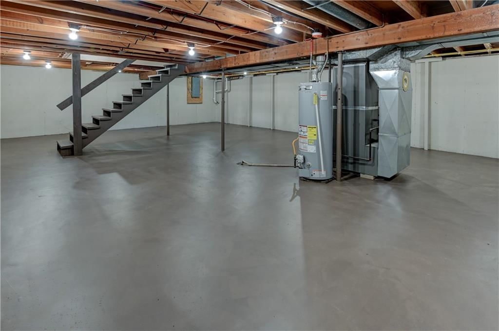 700 N Shaw Street — photo 34