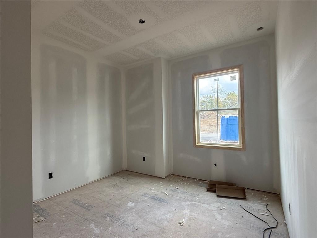 8524 Valley Spring Drive — photo 13