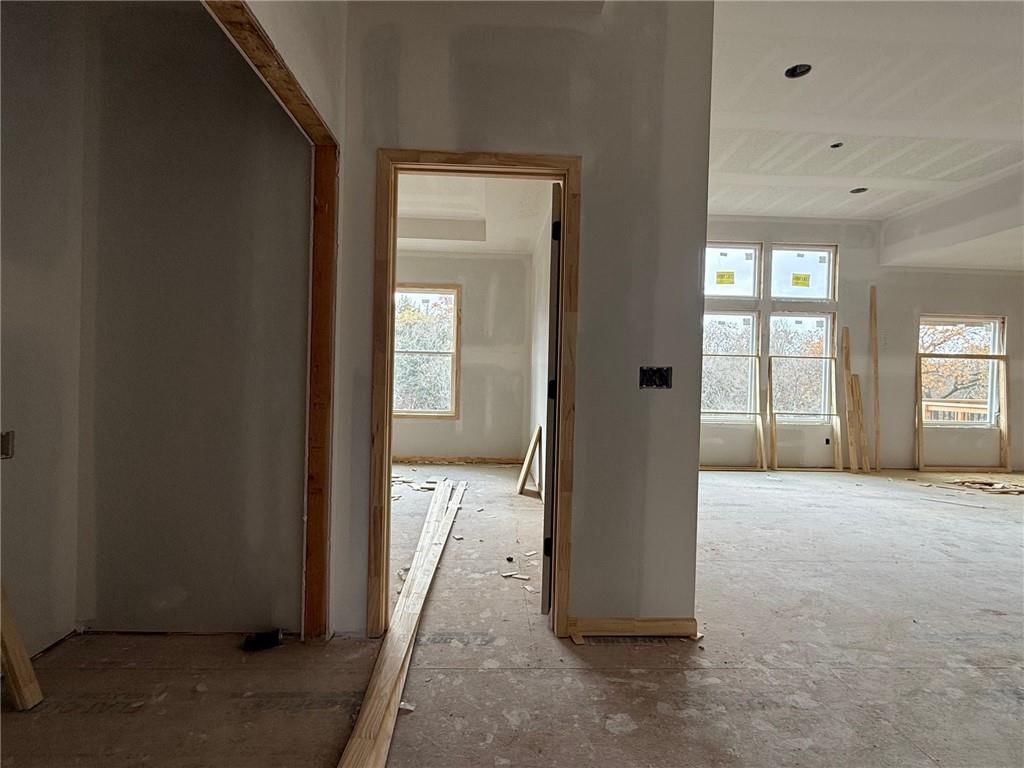 8524 Valley Spring Drive — photo 15