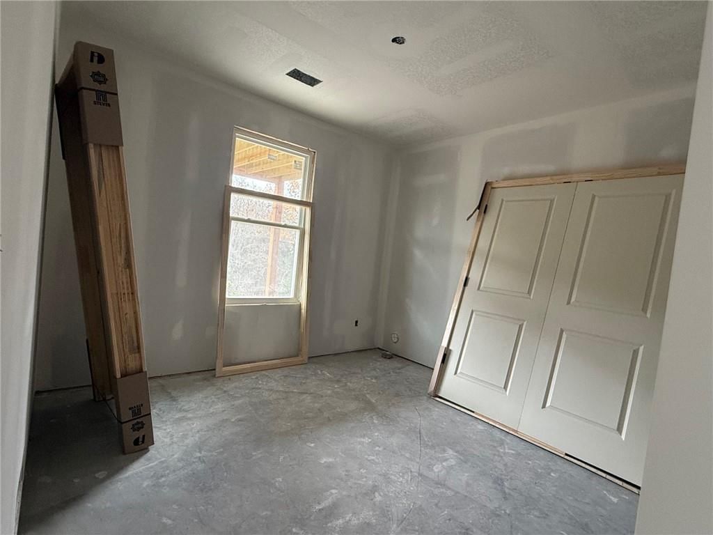 8524 Valley Spring Drive — photo 19