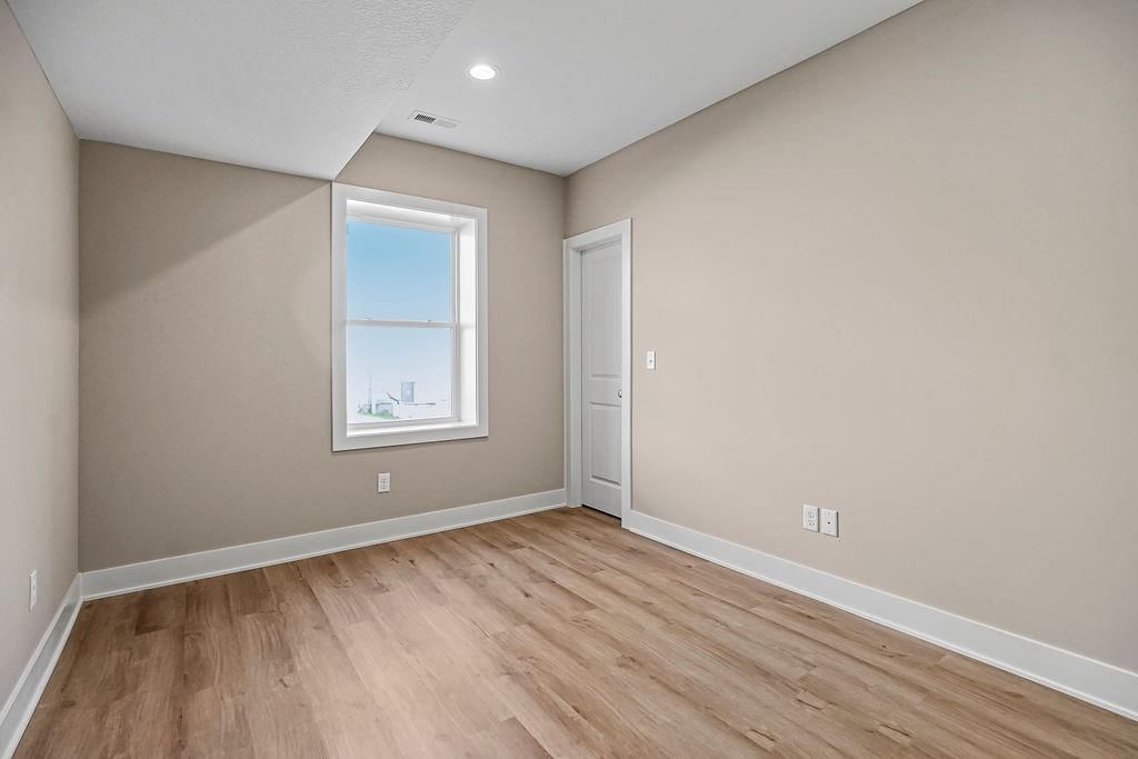 8513 Primrose Street — photo 26