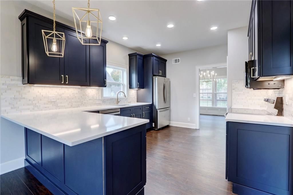 1613 NE Oak Tree Drive — photo 11