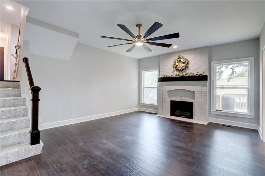 1613 NE Oak Tree Drive — photo 18