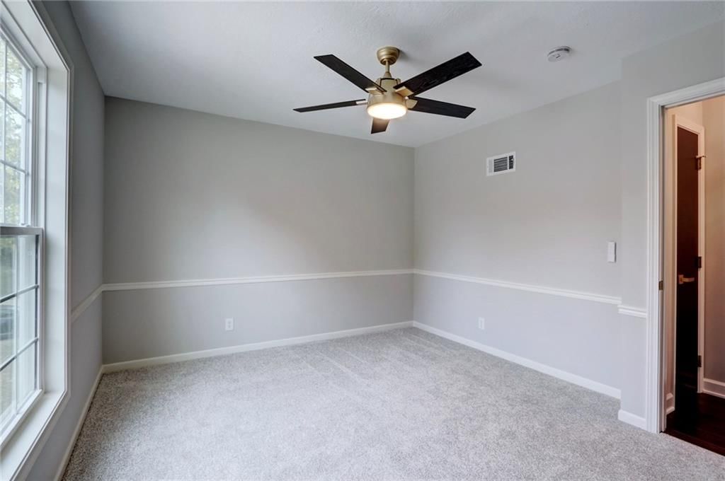 1613 NE Oak Tree Drive — photo 29