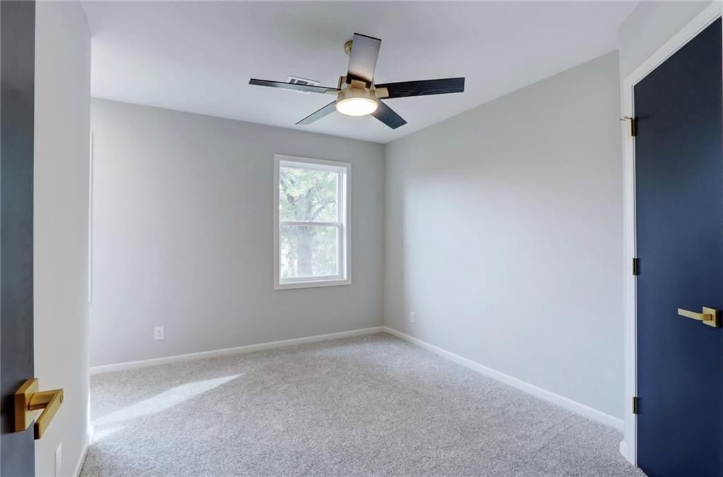 1613 NE Oak Tree Drive — photo 35