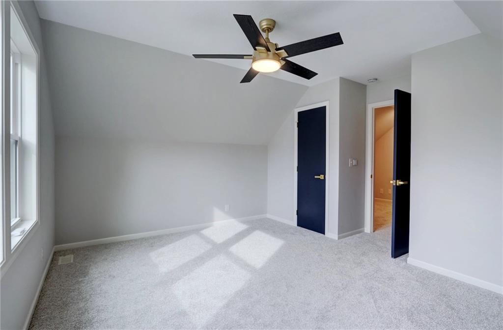 1613 NE Oak Tree Drive — photo 41