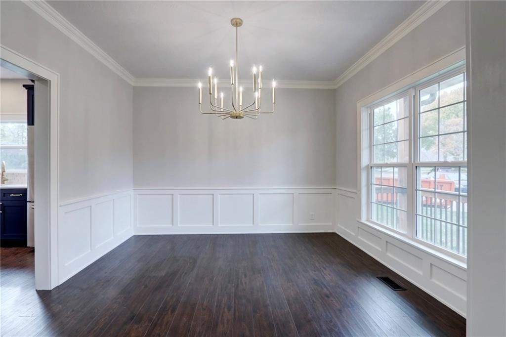 1613 NE Oak Tree Drive — photo 8
