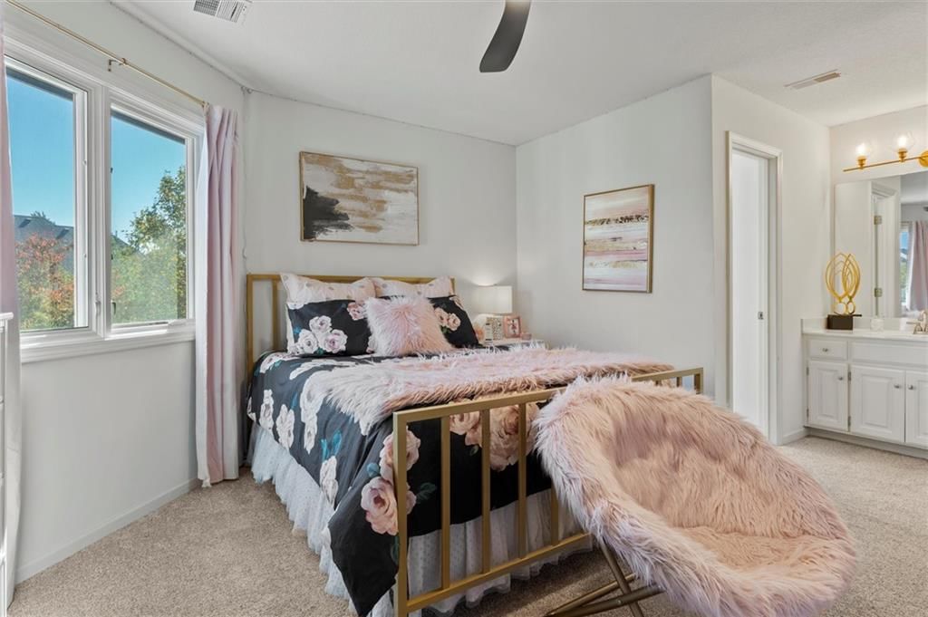 9515 N Crescent Court — photo 57