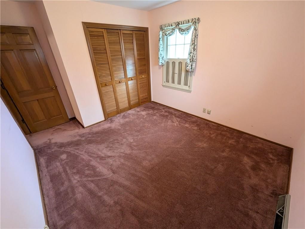 1235 N Chestnut Street — photo 18