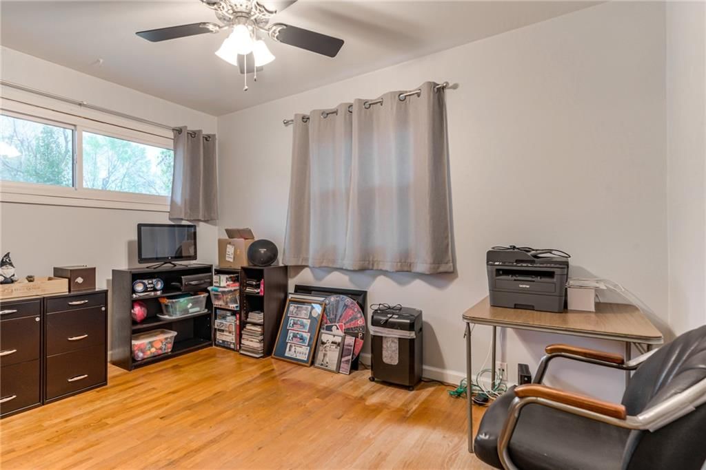 7000 NW Avalon Street — photo 19