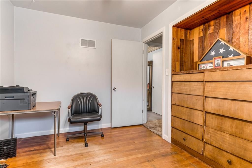 7000 NW Avalon Street — photo 20
