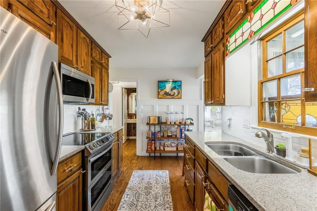 2408 Fayette Street — photo 11