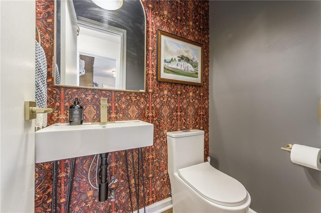 2408 Fayette Street — photo 25