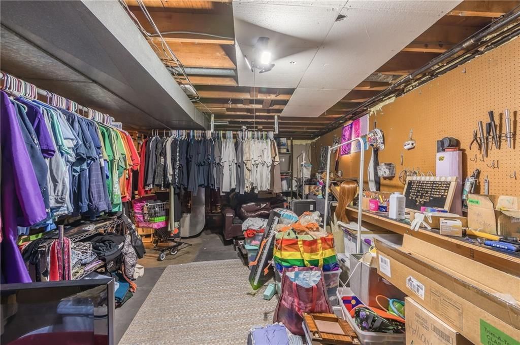 2408 Fayette Street — photo 39