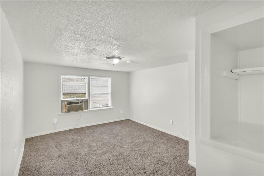 6947 College Avenue — photo 25
