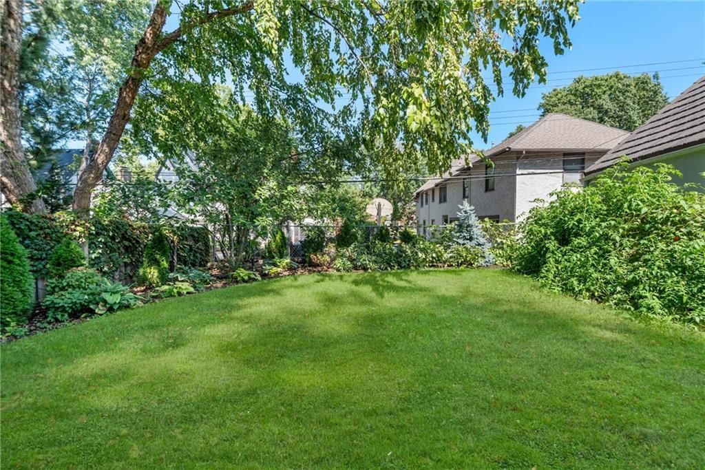 1214 W 62nd Street — photo 32