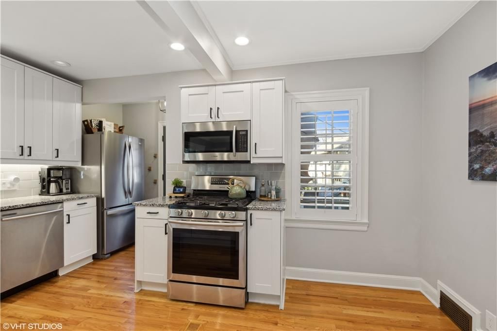 1214 W 62nd Street — photo 8