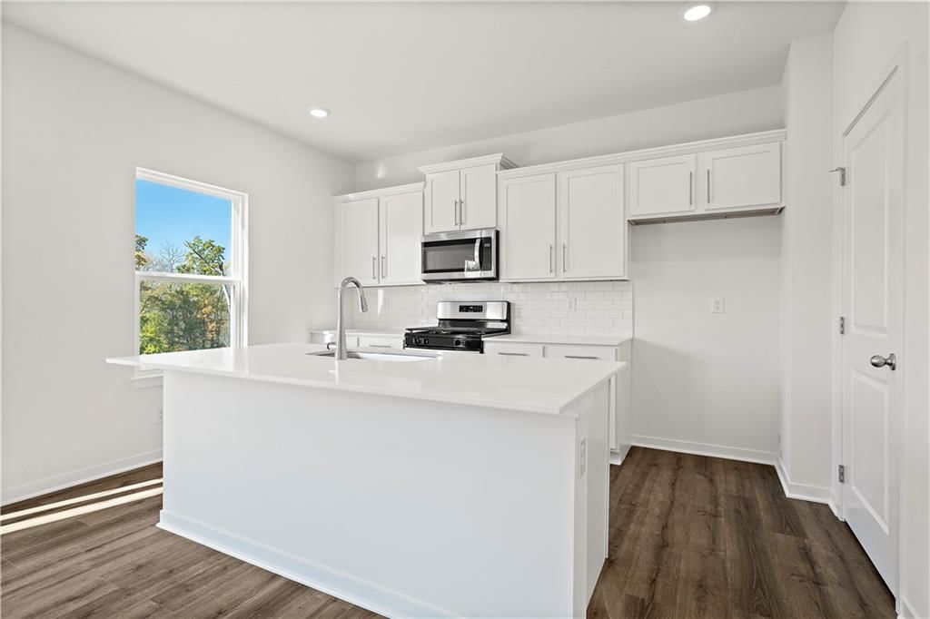 1621 Maci Street — photo 15