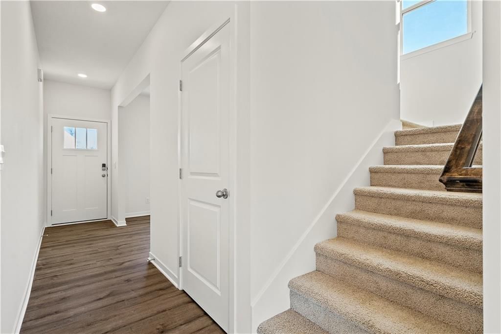 1621 Maci Street — photo 3