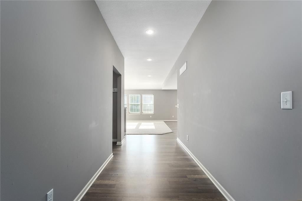 1103 SW Badger Court — photo 3