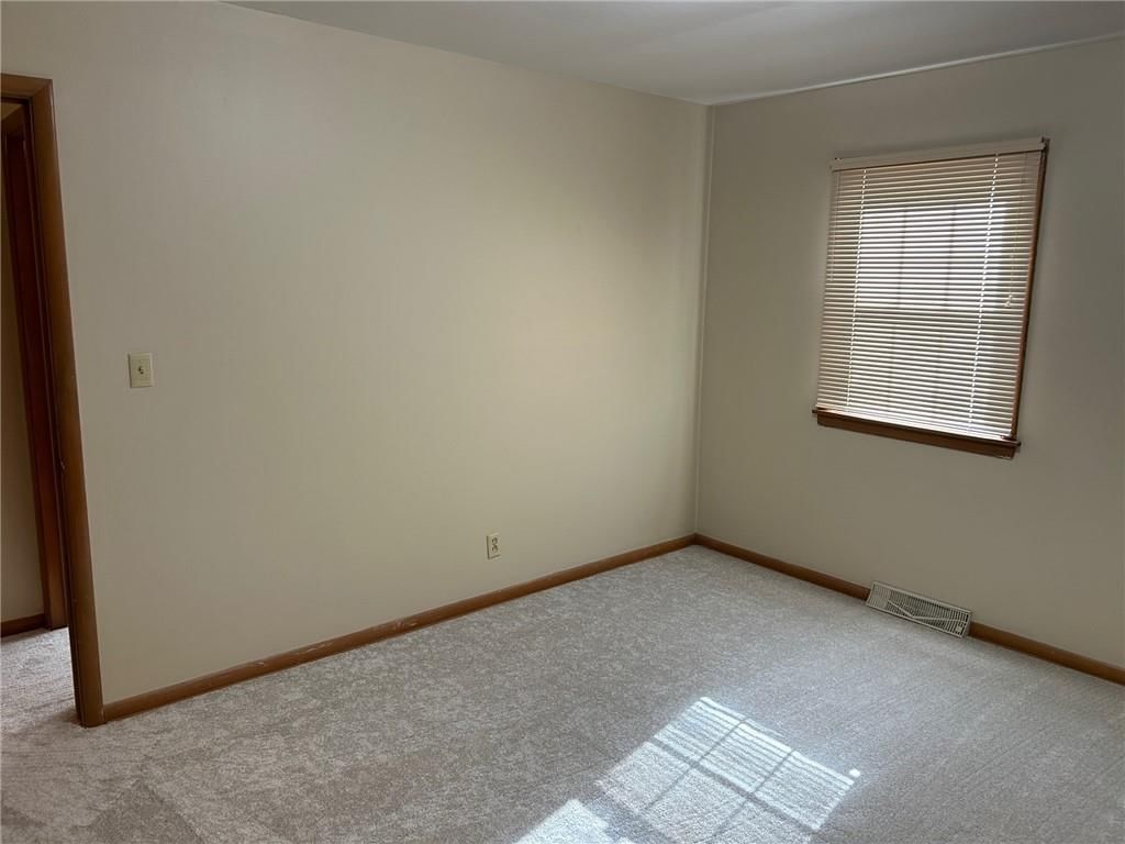 930 N Kiger Road — photo 8