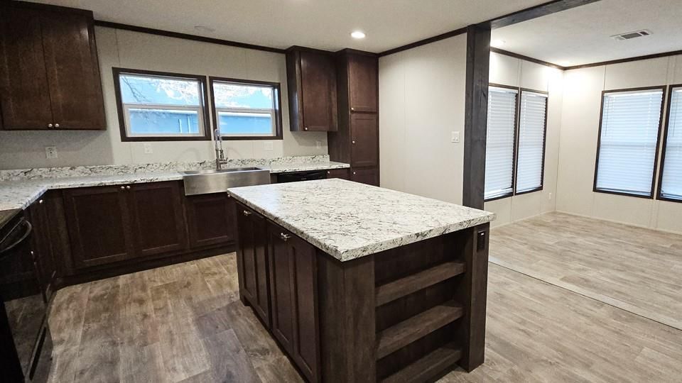 508 S Long Avenue — photo 3
