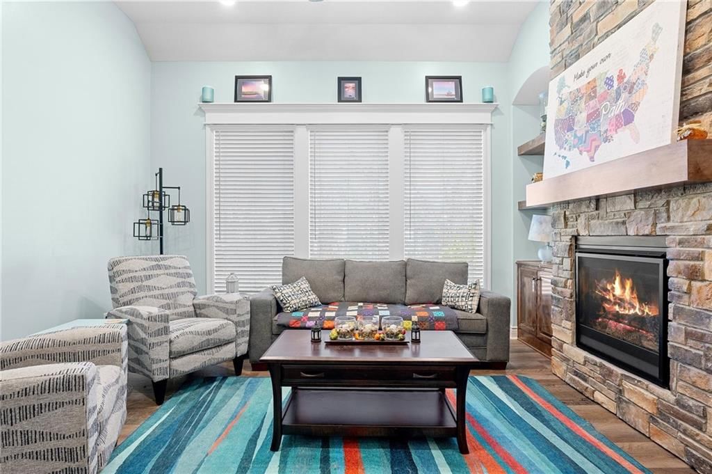 612 Caitlin Court — photo 8